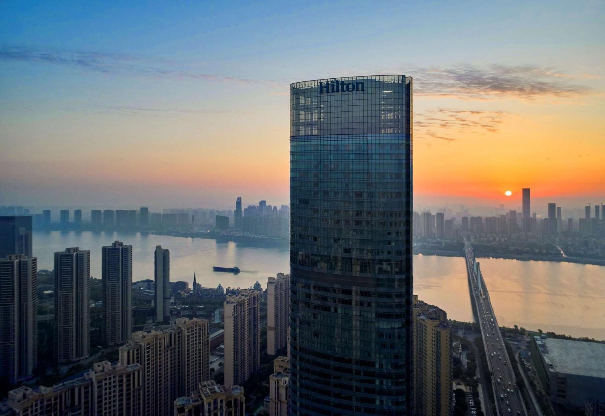 Hilton Changsha Riverside Exterior photo
